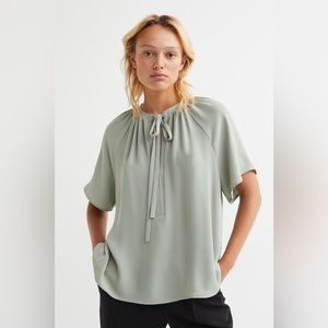 H&M Light Green Short-sleeved Tie-detail Blouse